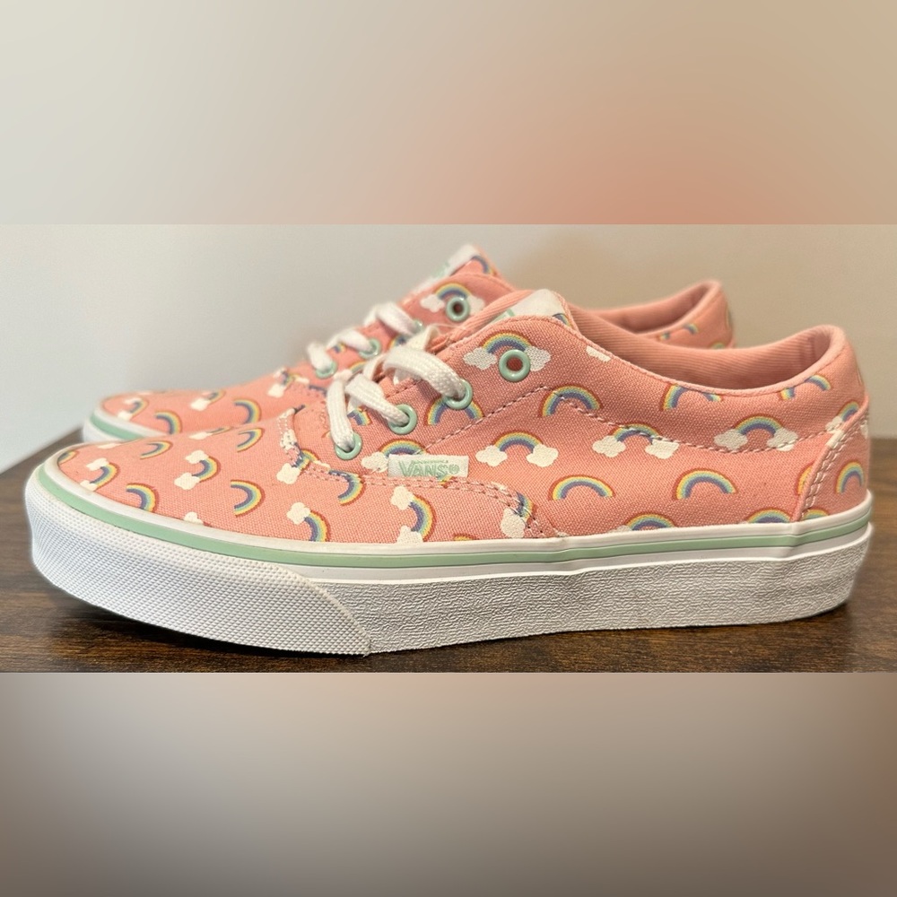 Vans Girls Doheny Pink Rainbows Lace Up Sneakers NWT Various Sizes